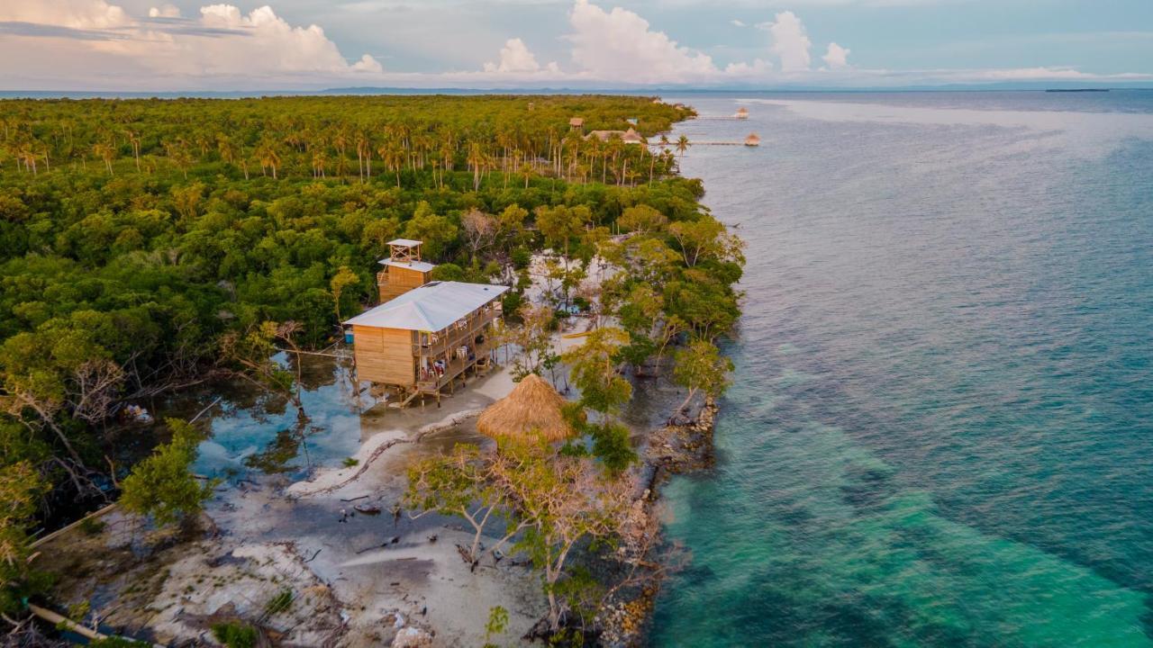 Hostel Villa Luz Beach Tintipan Island Exterior photo